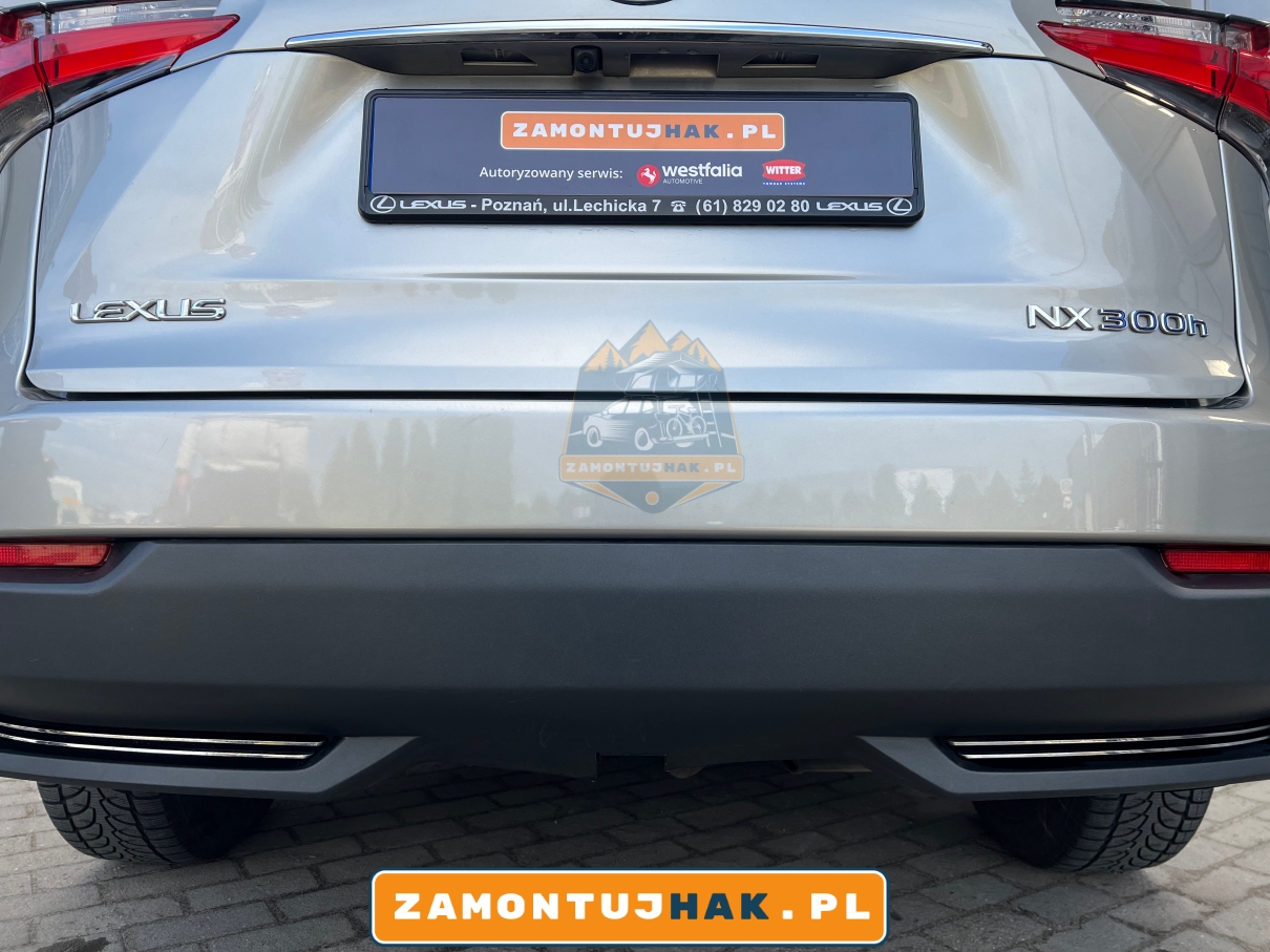 zdjecia lexus po montazu haka holowniczego